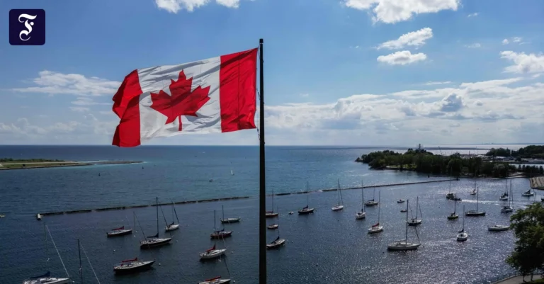 lake-ontario-donald-trump.webp.webp