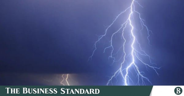 lightning.jpg