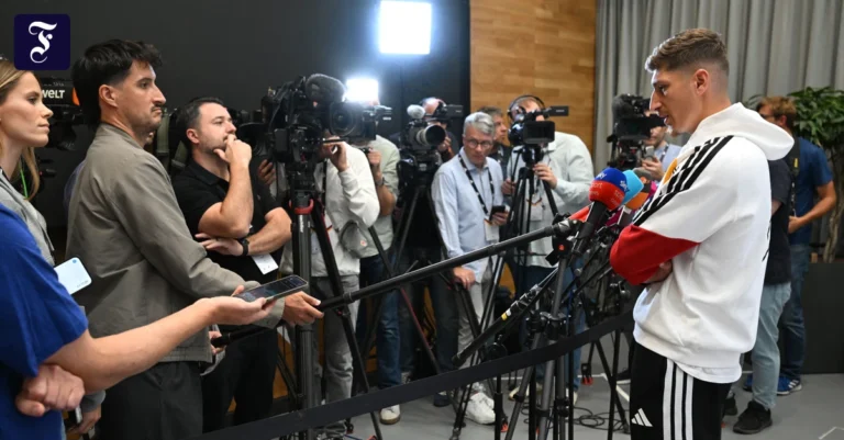 neu-in-der-runde-vitaly-janelt.webp.webp