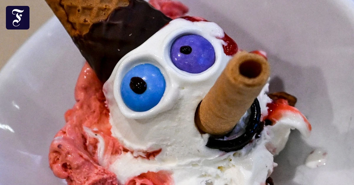 pinocchio-eis-in-einem-eiscaf.webp.webp