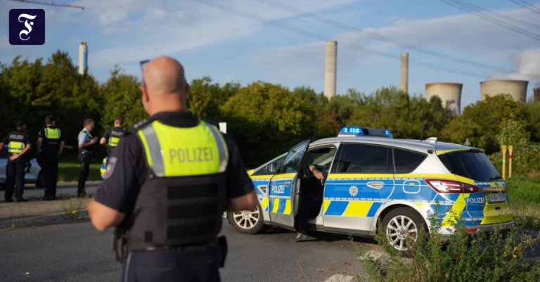 polizisten-am-dienstag-am.webp.webp