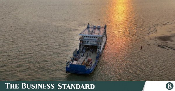 sandwip-ferry_tbs_1.jpg