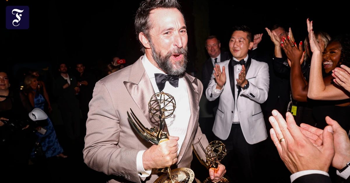 schauspieler-noah-wyle-erhielt.webp.webp