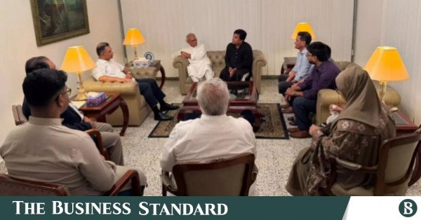 bnp-chairman-and-prime-minister-tarique-rahman-chairs-a-meeting-of-the-partys-national-standing-comm.jpeg