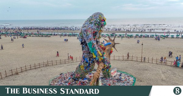 cox_bazar_plastic_monster.jpg