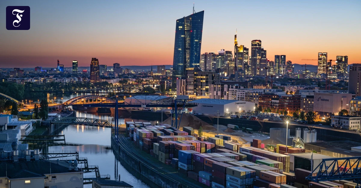 die-angestellten-der-deutschen.webp.webp