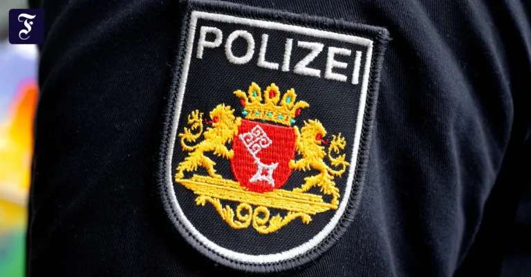 die-beiden-maenner-wurden-bei.webp.webp