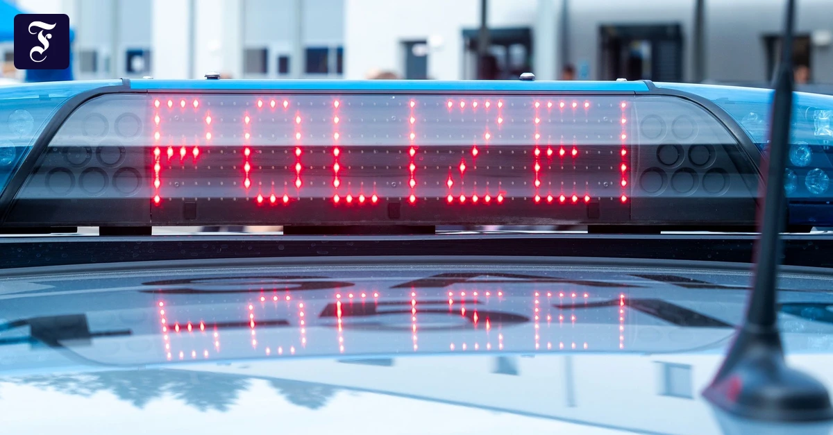 ein-polizeiwagen-im-einsatz.webp.webp