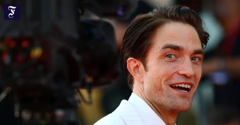 robert-pattinson-bei-der.webp.webp