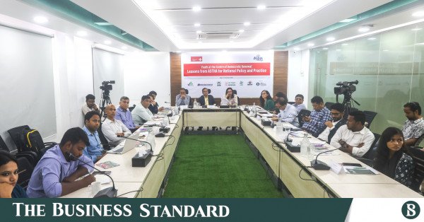 roundtable_15-10-26.jpg